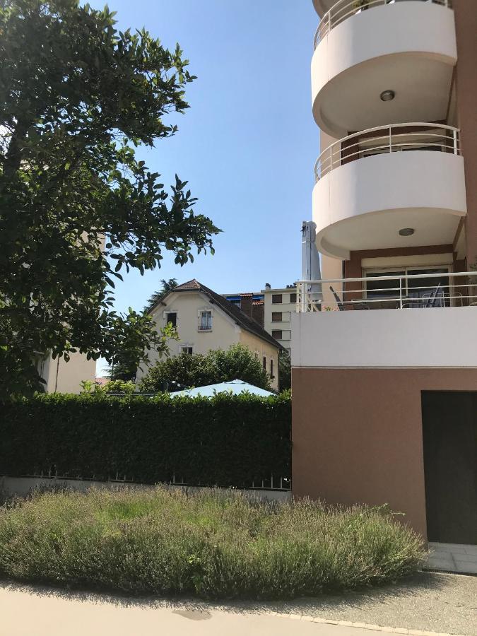 Ferienwohnung A Deux Pas Du Lac Et Ville Annecy Exterior foto